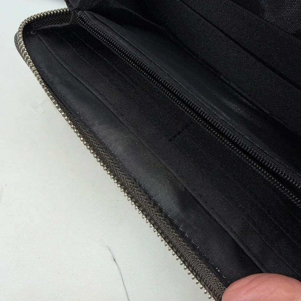 Tahari Gray Wristlet Wallet RFID Identity Protect Zip Around Clutch